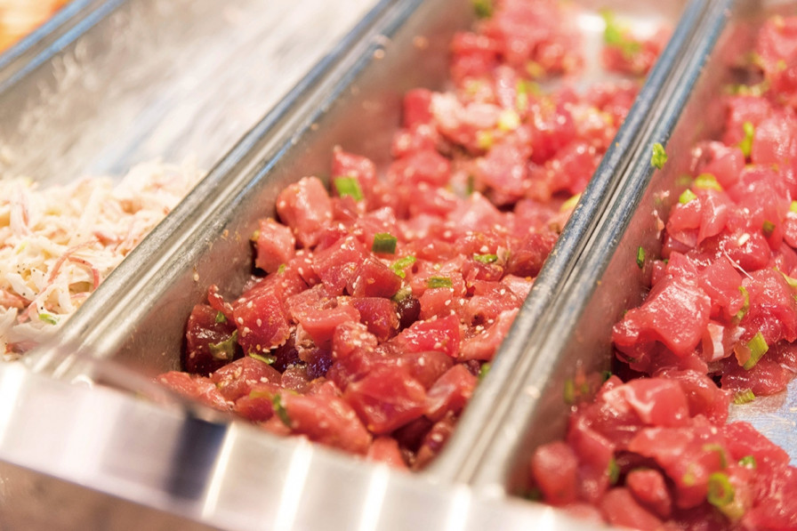 地元民が選ぶ美味しいポケランキングでも上位のフードランドのポケ